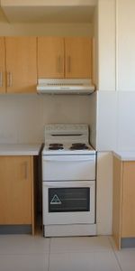 Neat 1st Floor Unit with Ideal Location - Photo 3