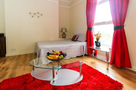 1 bedroom flat to rent - Photo 3