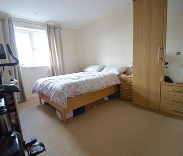 Aspects Court, Slough, Berkshire,SL1 - Photo 4