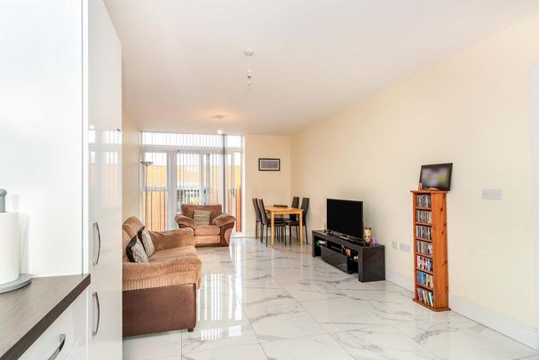 1 bedroom apartment to rent - Photo 1