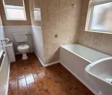 2 bedroom terraced house to rent - Photo 6