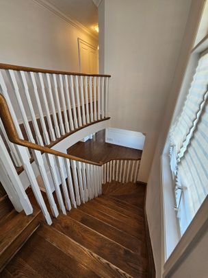 For Lease - 40 Thatcher Crescent, East Gwillimbury, Ontario - Photo 1