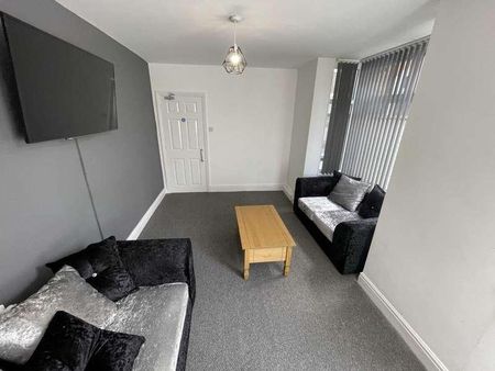 Patrick Street, Grimsby, DN32 - Photo 2