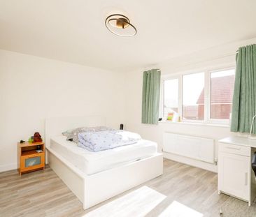 Linnet Grove - Photo 3