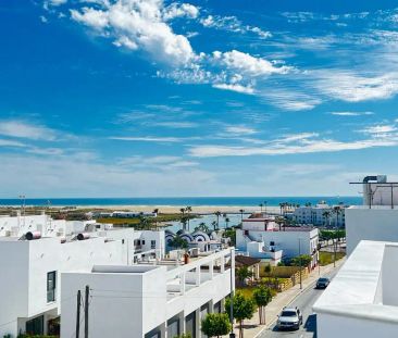 Apartamento de alquiler en Calle Virgen de la Luz, Conil - Photo 1