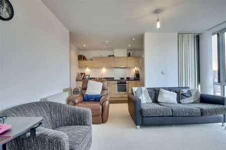 Admiralty Road, Portsmouth, PO1 - Photo 3