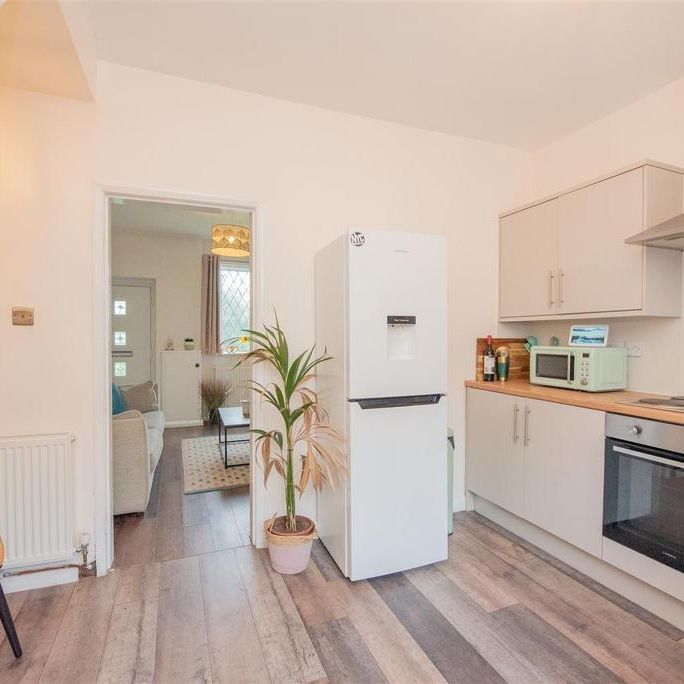 2 bedroom terraced house to rent - Photo 1