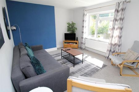 3 bedroom terraced house to rent - Photo 5