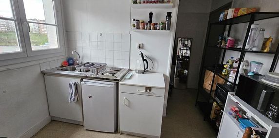 Location Appartement 1 pièce Meublé 18m² LE CREUSOT 71200 - Photo 2