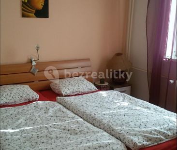Pronájem bytu 2+kk • 45 m² bez realitkyVe Struhách, Praha - Bubeneč - Photo 3
