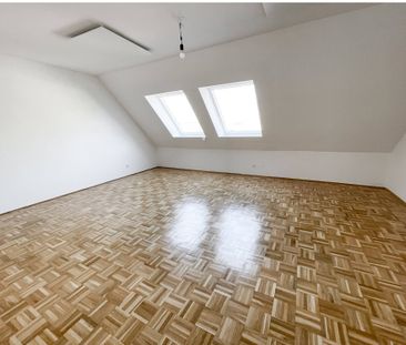 Dachgeschosswohnung in Top-Lage in 1080 Wien - Foto 4