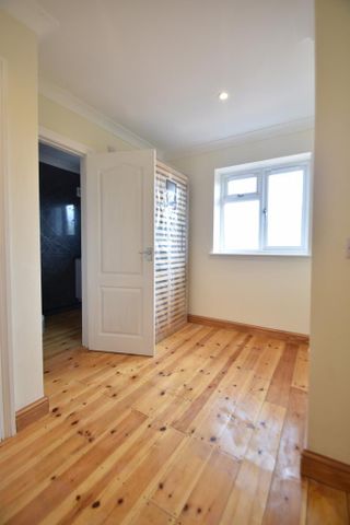 3 bedroom detached house to rent - Photo 2