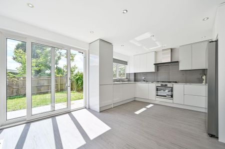 5 bedroom terraced house to rent - Photo 5