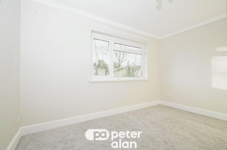 Woodside Court, Llanishen, Cardiff - Photo 3