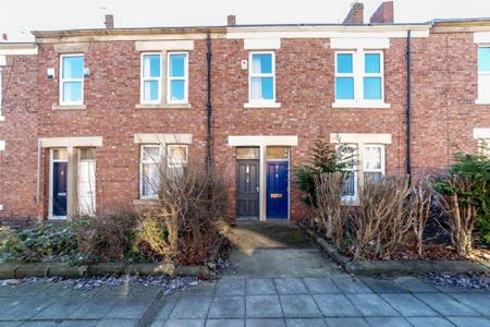 3 bedroom flat to rent - Photo 3