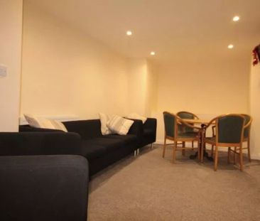 6 Bed - 5 Winston Gardens, Headingley, Leeds - LS6 3LA - Student - Photo 3