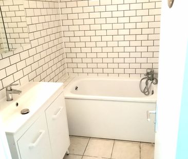 Dans maison meulières divisée - Photo 2