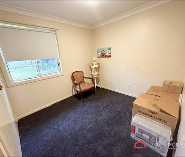 46 Dalman Parkway, Glenfield Park, NSW 2650 - Photo 3