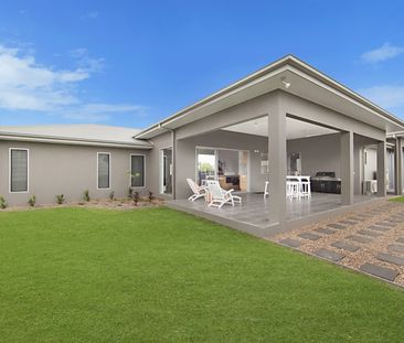 UNIQUE AND STYLISH 4 BEDROOM HOME IN MOUNT LOW! - Photo 3
