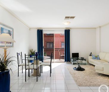 Open the Door To Safe and Stylish City Living - Photo 2