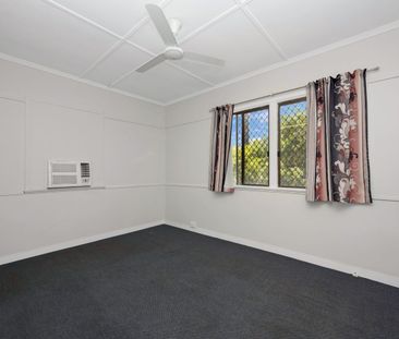 287 Stuart Drive, Wulguru, Qld 4811 - Photo 2