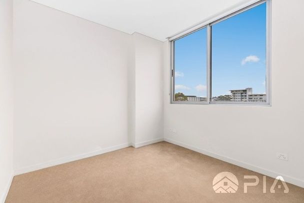 Modern 1 Bedroom Plus Study Apartment for lease - Photo 1