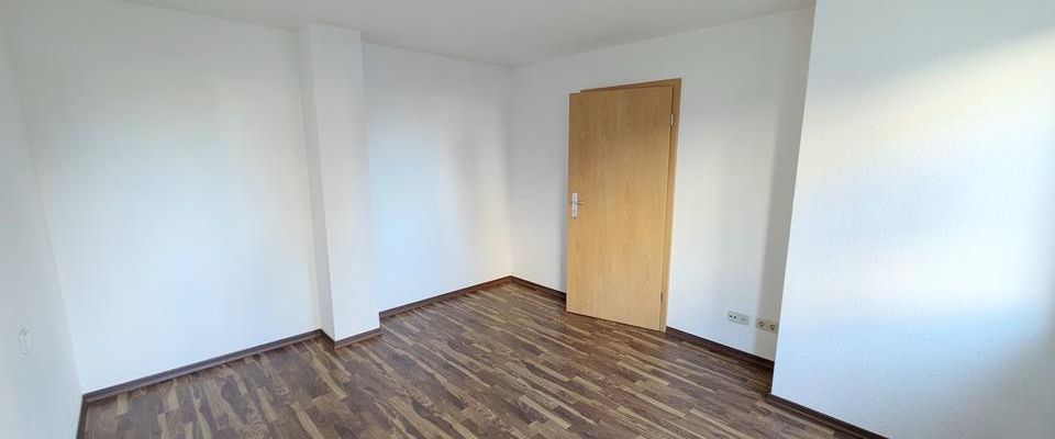 ++ komfortabel & barrierearm: helle 2-Raum-Wohnung mit Wohlfühlbad in Schloßchemnitz ++ - Photo 1