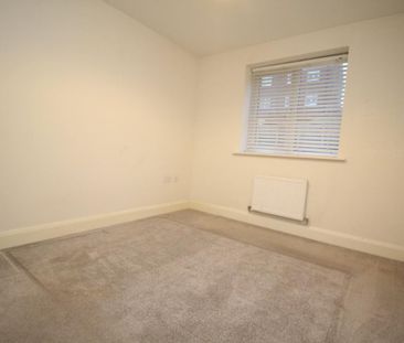 3 bedroom end of terrace house to rent - Photo 6