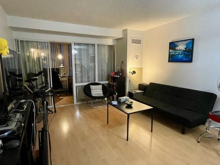 For Lease - 711 Bay Street Unit# 812, Toronto, Ontario - Photo 3