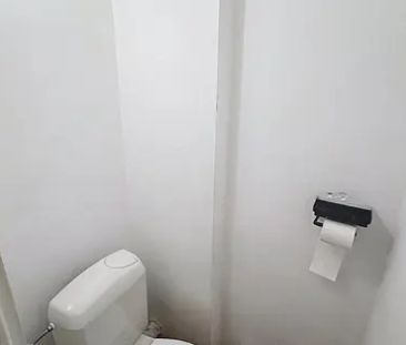 appartement met twee slaapkamers en terras - Photo 1