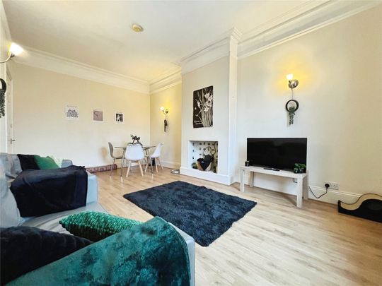 St. Judes Road, Englefield Green, Egham, Surrey, TW20 0DB - Photo 1