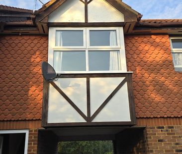 WALNUT TREE, MILTON KEYNES - 1 BEDROOM - Photo 6