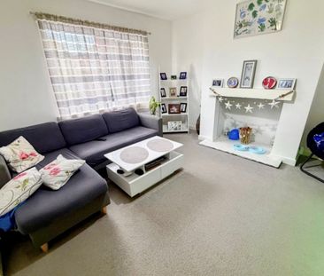 Middleton Park Avenue - Photo 2