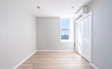 For Lease - 13 Colborne Street Unit# C, Kawartha Lakes, Ontario - Photo 2