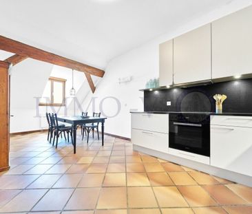 SPACIOUS WITH CHARACTER AND IDEAL LOCATION - FURNISHED - Photo 6
