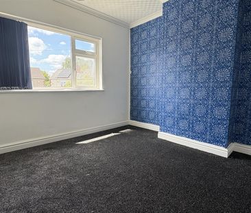 To Let - Photo 1