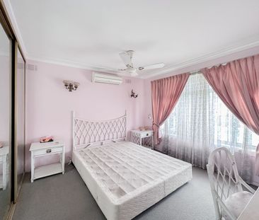 Home For Rent - Photo 4