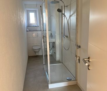 Frisch sanierte 3 Zimmer- Etagenwohnung zu vermieten. - Photo 4