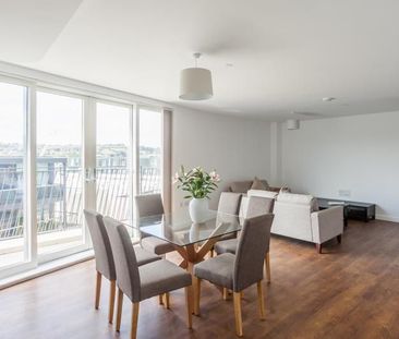 Royal View, Bath, Somerset, BA2 - Photo 2