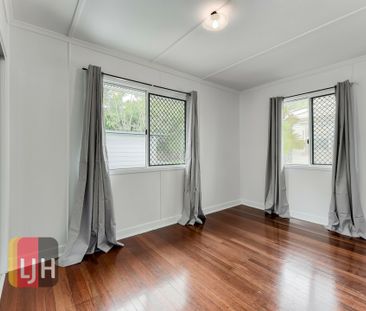 3 BEDROOM HOME WITH AIR CONDITIONING CLOSE TO EVERYTHING - Photo 5