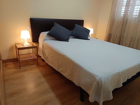 Alquiler de piso en Calle Vargas Ponce, 16 - Photo 3