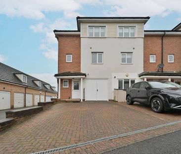 4 bedroom terraced house to rent - Photo 6