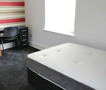 Deyne Street, Salford - Photo 4