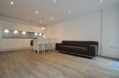 2 bedroom Apartment to rent - Photo 2