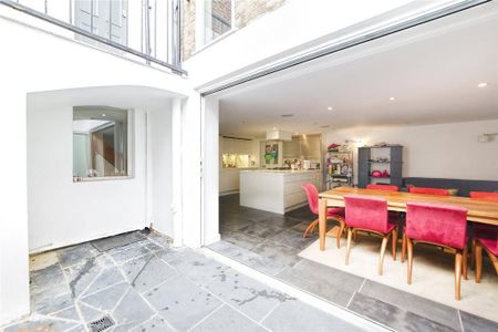 3 bedroom terraced house to rent - Photo 3