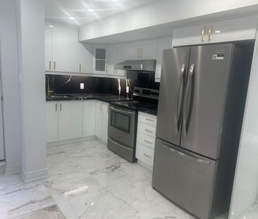 For Lease - 5349 Tenth Line Unit# Basement, Mississauga, Ontario - Photo 4