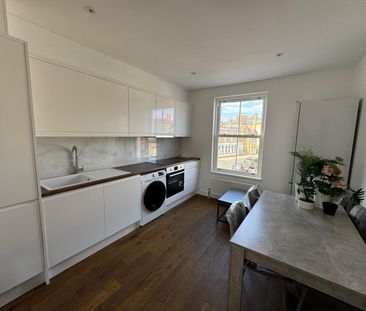 Studio Flat, Old Town, SW4 - Photo 1