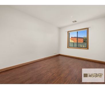 20 Langdon Avenue, Wanniassa ACT 2903 - House For Rent | Domain - Photo 3