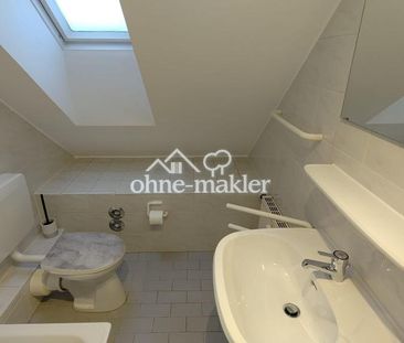 möbliertes DG-Appartement ideal für Berufspendler oder erste eigene... - Foto 1
