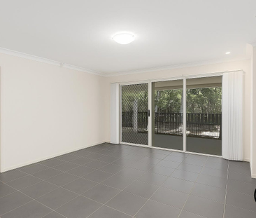 Modern Living in the Heart of Pimpama - BREAK LEASE TAKE OVER - Photo 1